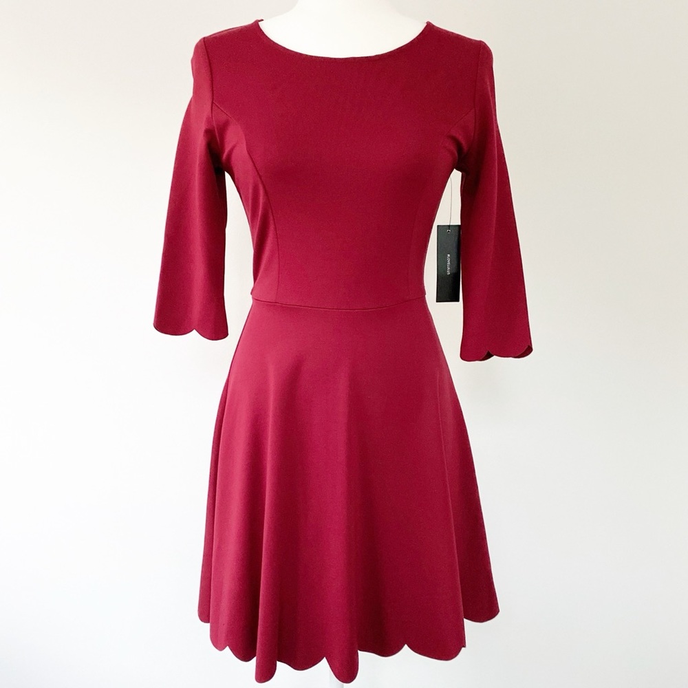 Lulus Scalloped Hem Skater Dress in Red Sz XS -NWT